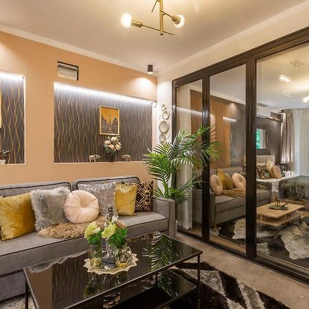 Stylish Quentin Apartment In The King Street Boedapest Buitenkant foto