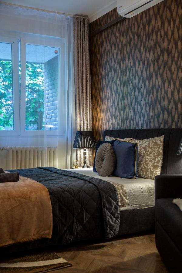 Stylish Quentin Apartment In The King Street Boedapest Buitenkant foto