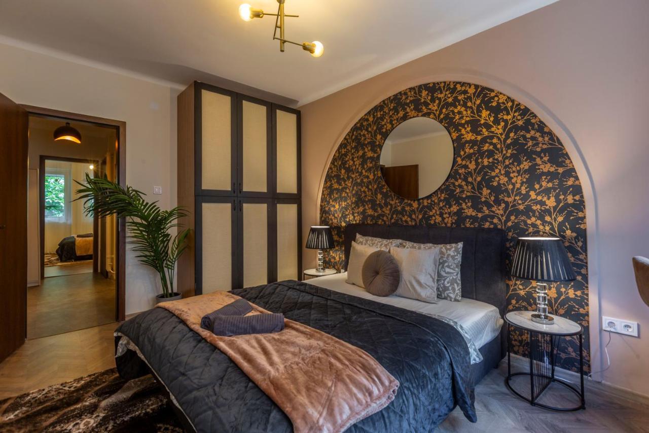Stylish Quentin Apartment In The King Street Boedapest Buitenkant foto