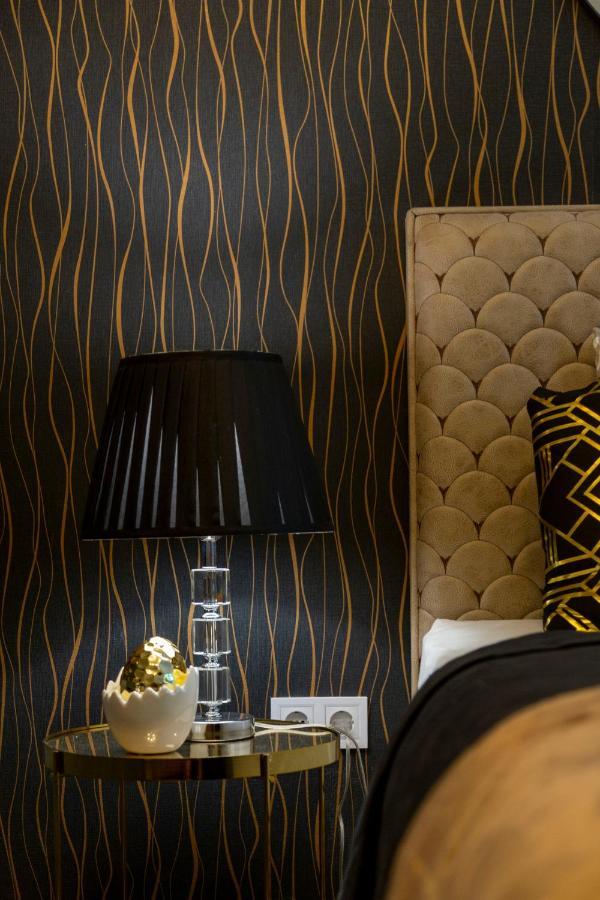 Stylish Quentin Apartment In The King Street Boedapest Buitenkant foto